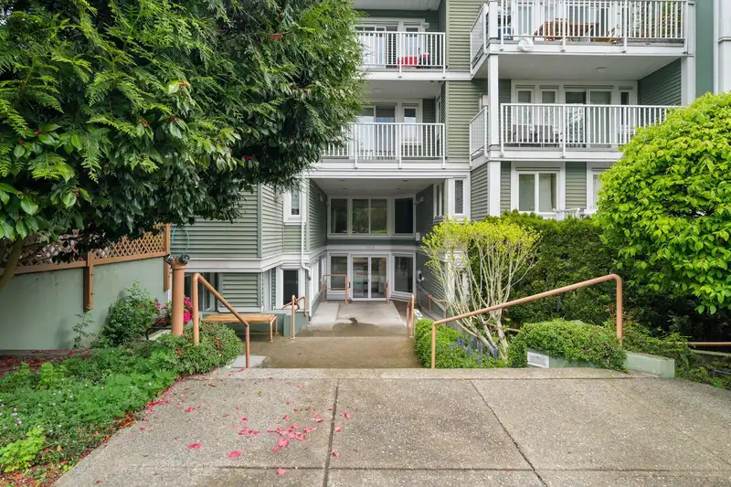 4 1949 W 8TH AVENUE - photo 2 of 34