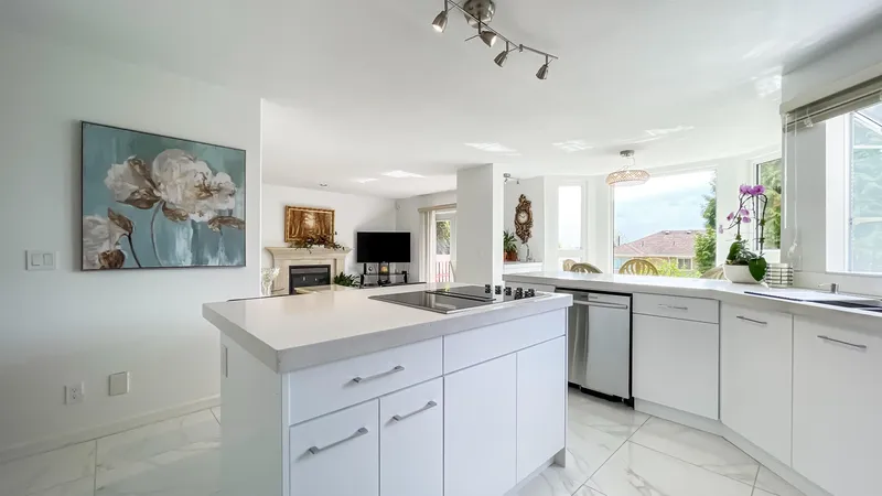 1476 LANSDOWNE DRIVE - photo 4 of 24