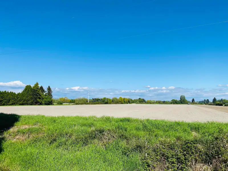 13091 NO. 3 ROAD - photo 3 of 7