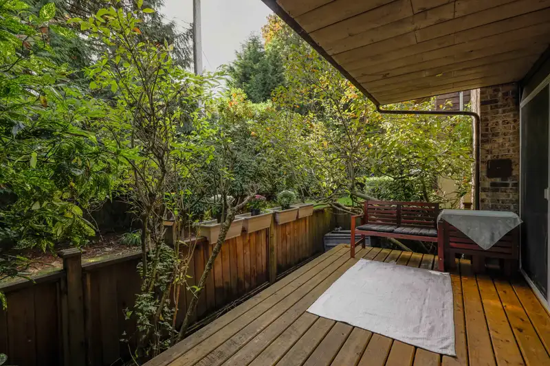 411 555 W 28TH STREET - photo 2 of 22