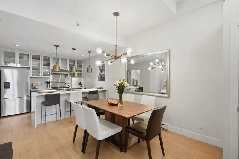 288 E 11 AVENUE - photo 4 of 40