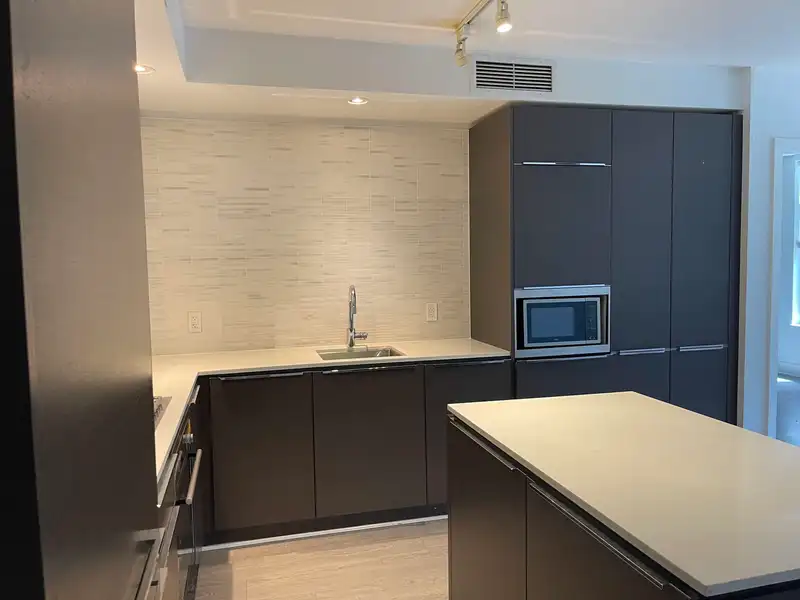 327 5233 GILBERT ROAD - photo 4 of 26