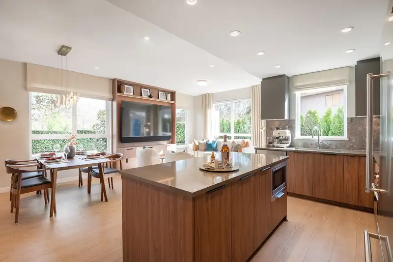 407 3128 JAGO WAY - photo 1 of 10