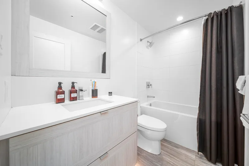 1608 2351 BETA AVENUE - photo 4 of 23