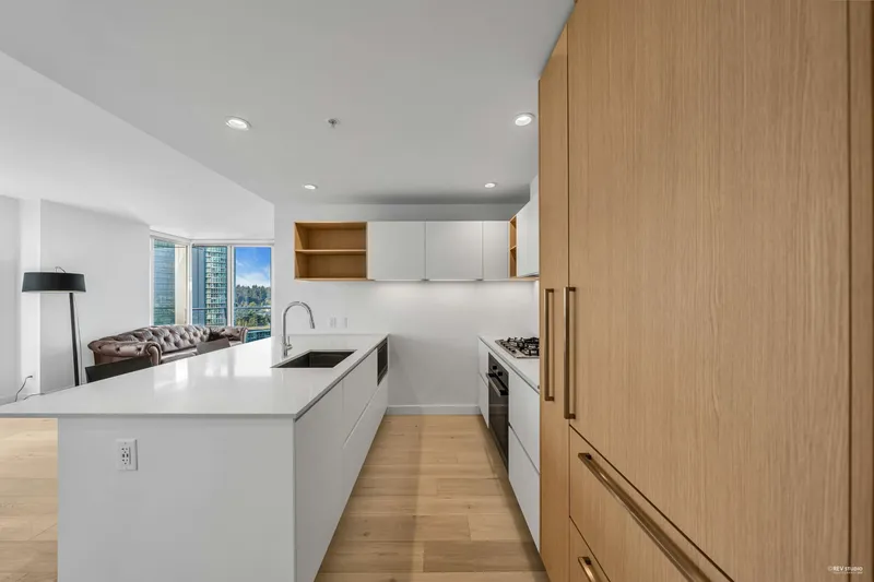 1004 6000 MCKAY AVENUE - photo 4 of 25