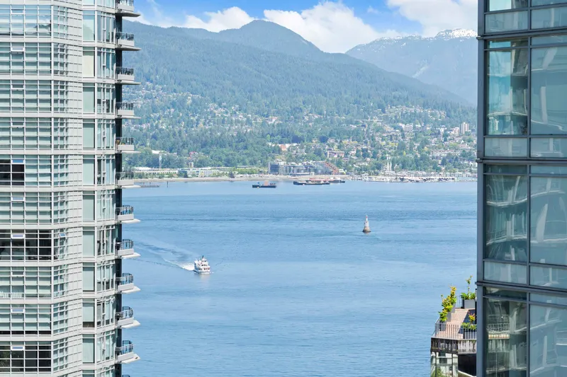 2201 1189 MELVILLE STREET - photo 4 of 25