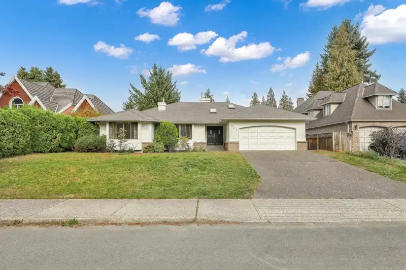 907 SPRICE AVENUE - photo 1 of 40