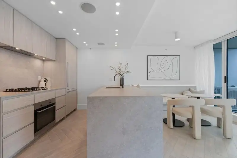 2206 1438 RICHARDS STREET - photo 4 of 39