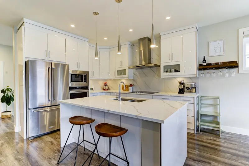 2004 TIYATA BOULEVARD - photo 3 of 25