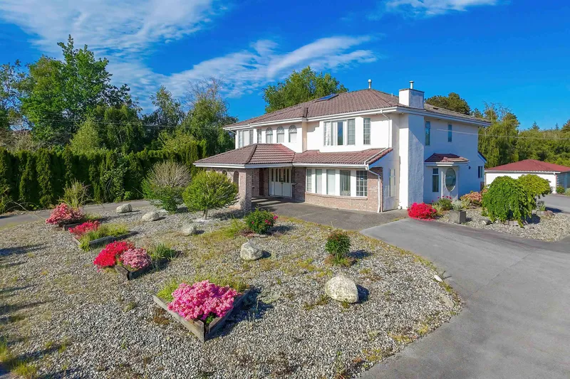 7000 NO. 5 ROAD - photo 4 of 25