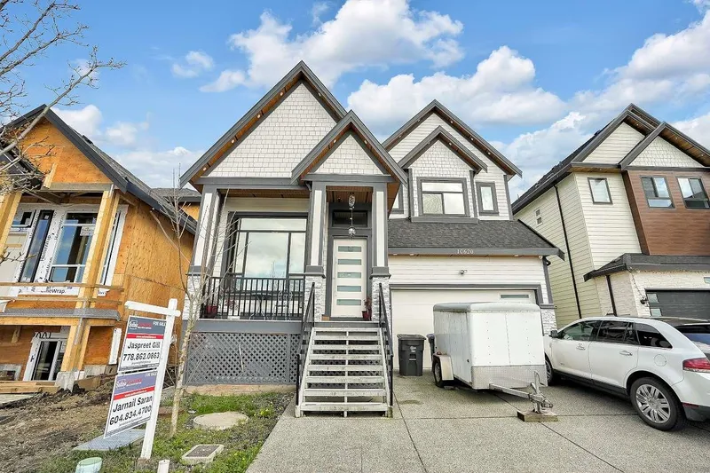 10620 124 STREET - photo 2 of 25