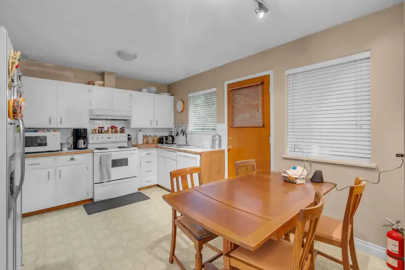 15102 PHEASANT DRIVE - photo 4 of 26