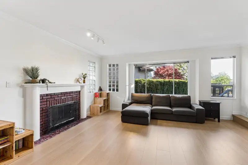 5399 WESTHAVEN WYND - photo 3 of 39