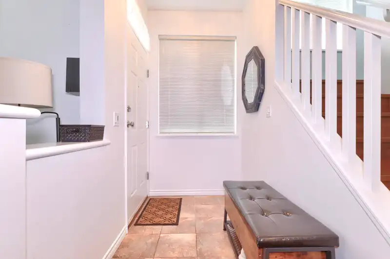 39 6465 184A STREET - photo 4 of 20