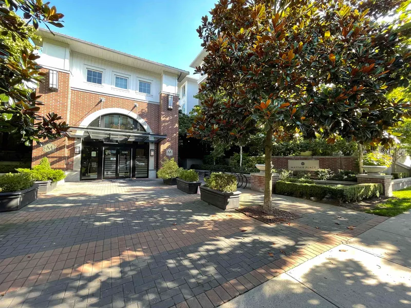 425 9399 ODLIN ROAD - photo 2 of 25