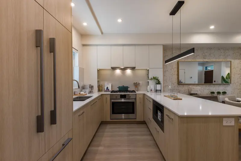 102 342 MOUNTAIN HIGHWAY - photo 2 of 25