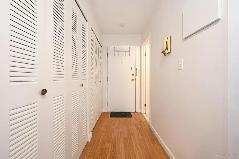 406 16 LAKEWOOD DRIVE - photo 3 of 19