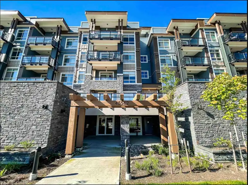 403 45562 AIRPORT ROAD - photo 1 of 12