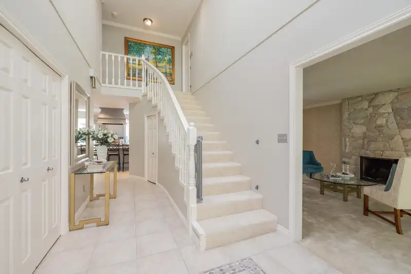 4894 1 AVENUE - photo 2 of 34