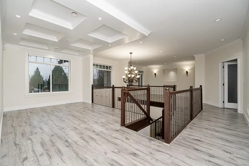 3701 LINCOLN AVENUE - photo 3 of 25