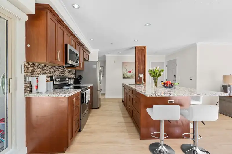 401 2345 CENTRAL AVENUE - photo 3 of 40