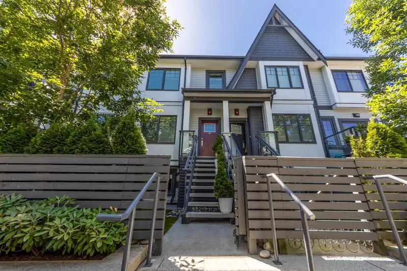 86 19451 SUTTON STREET - photo 1 of 27
