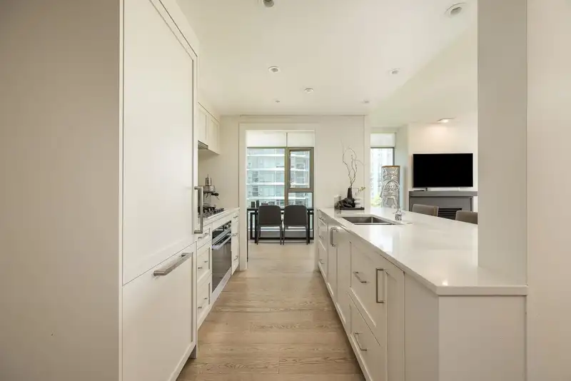 603 1680 BAYSHORE DRIVE - photo 3 of 27