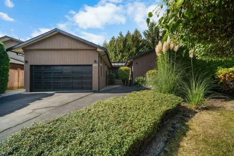 1172 EAGLERIDGE DRIVE - photo 1 of 33