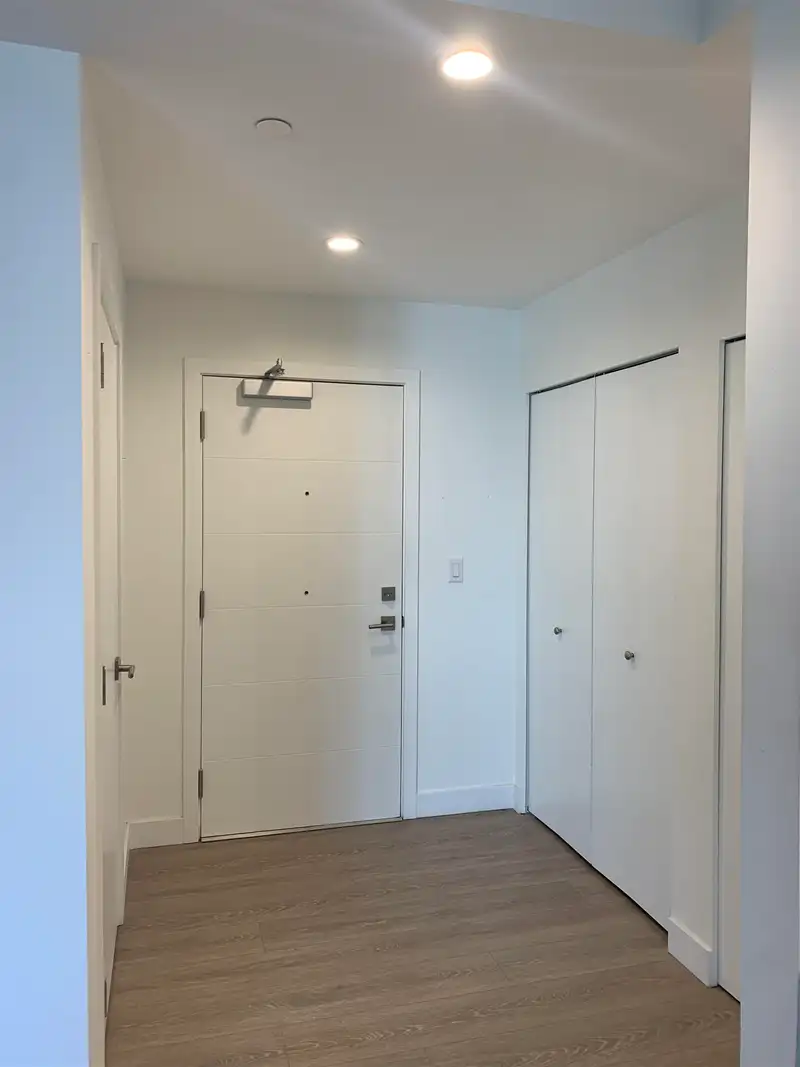 408 11703 FRASER STREET - photo 4 of 19