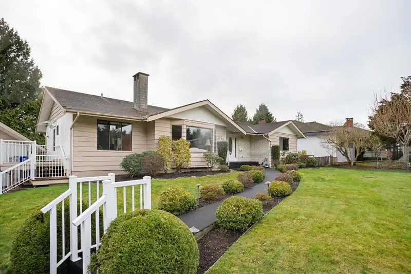 4142 STAULO CRESCENT - photo 1 of 40