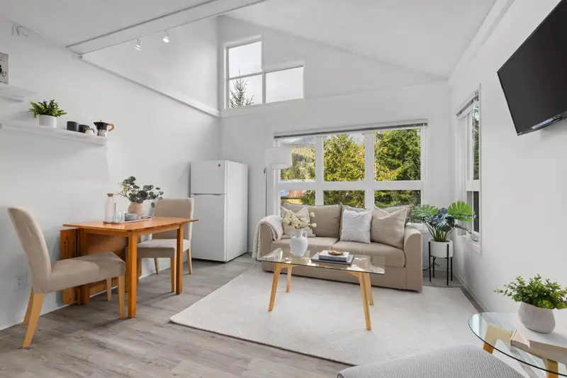 1 2166 SARAJEVO DRIVE - photo 3 of 24