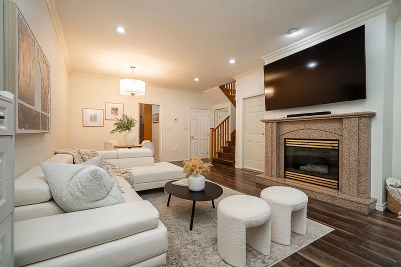 7408 18TH AVENUE - photo 2 of 25