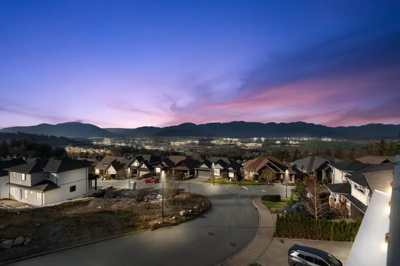 5510 MACLACHLAN PLACE - photo 4 of 25