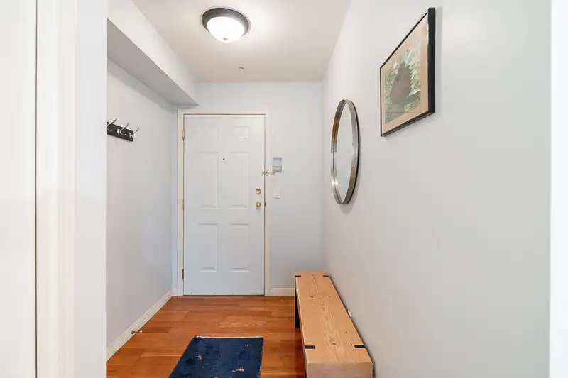 303 1280 MERKLIN STREET - photo 4 of 30
