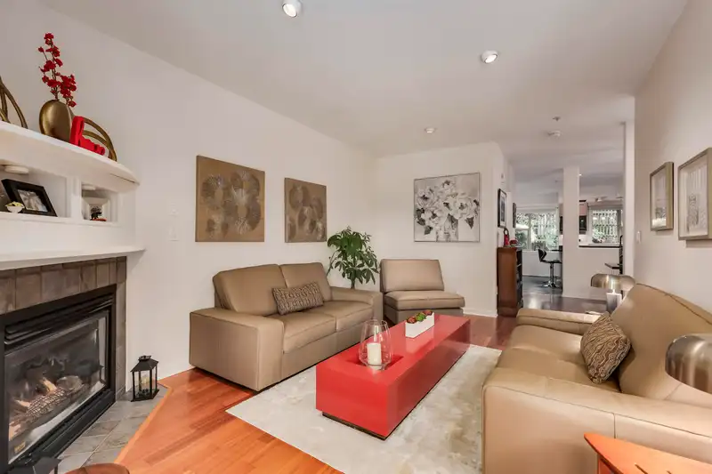 208 E 5TH STREET - photo 4 of 40