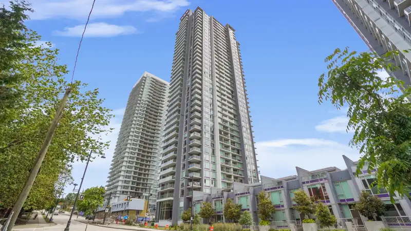 3012 13750 100 AVENUE - photo 1 of 30