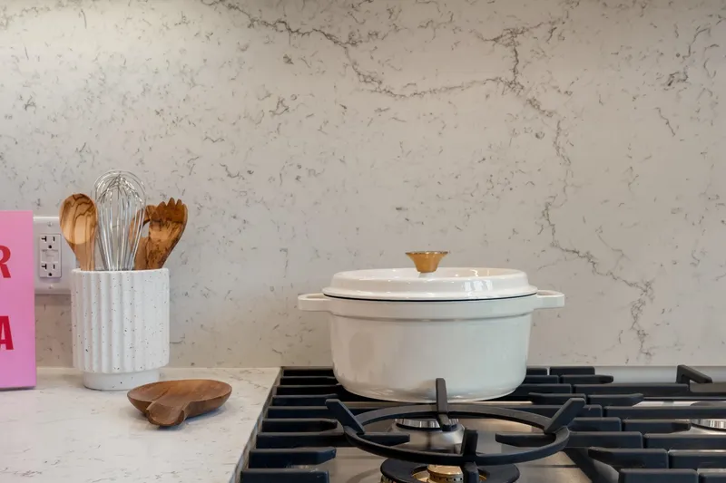 197 W KING EDWARD AVE STREET - photo 4 of 25