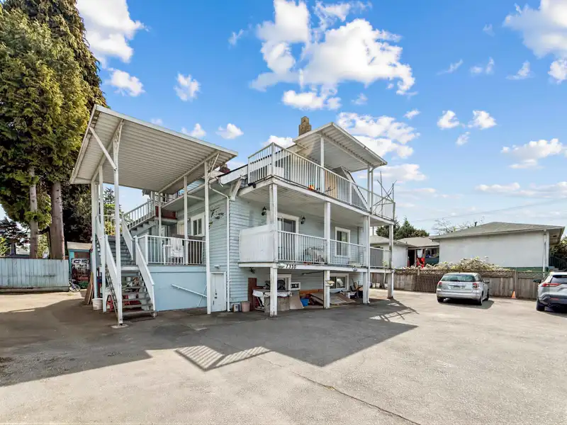7320 IMPERIAL STREET - photo 2 of 25