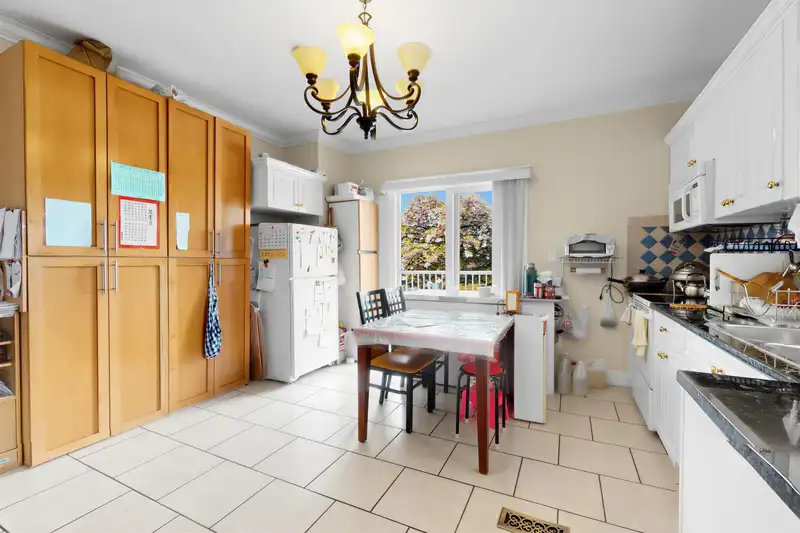 7320 IMPERIAL STREET - photo 4 of 25