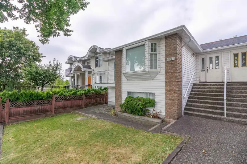 3797 PARKER STREET - photo 1 of 31