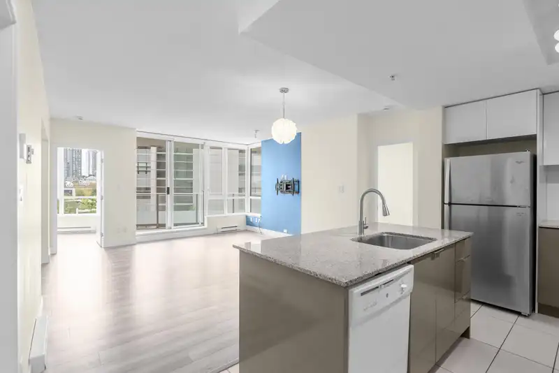 509 4808 HAZEL STREET - photo 1 of 32