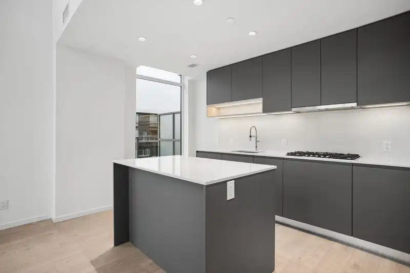 1320 6300 MINORU BOULEVARD - photo 4 of 11
