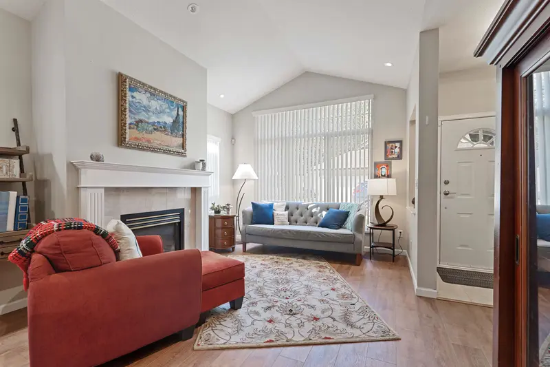 36 9025 216 STREET - photo 3 of 25