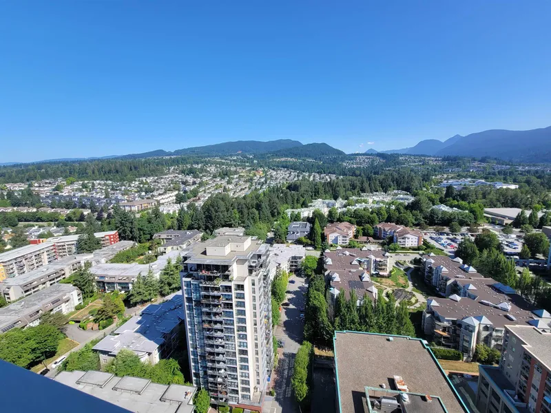 3105 2968 GLEN DRIVE - photo 3 of 25