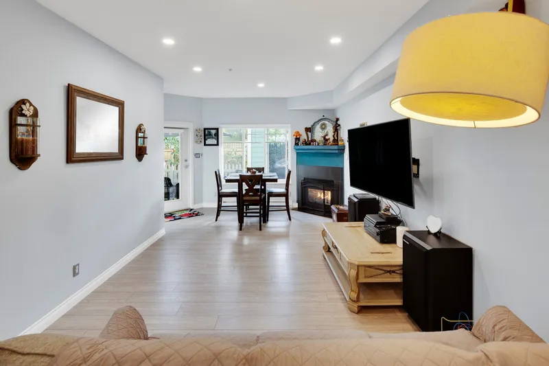 8 123 SEVENTH STREET - photo 3 of 23