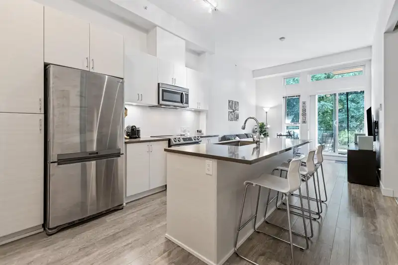 408 13919 FRASER HIGHWAY - photo 2 of 23