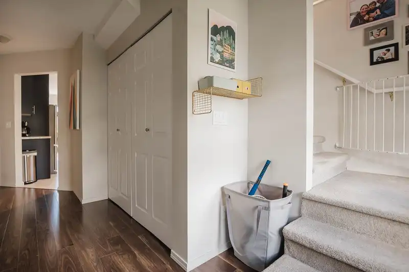 4 765 SCHOOL ROAD - photo 4 of 39
