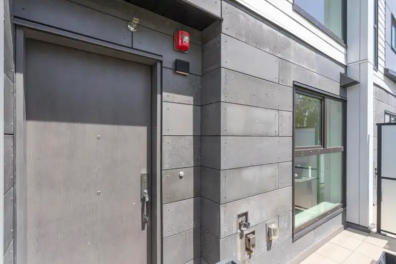 145 W 41ST AVENUE - photo 4 of 22