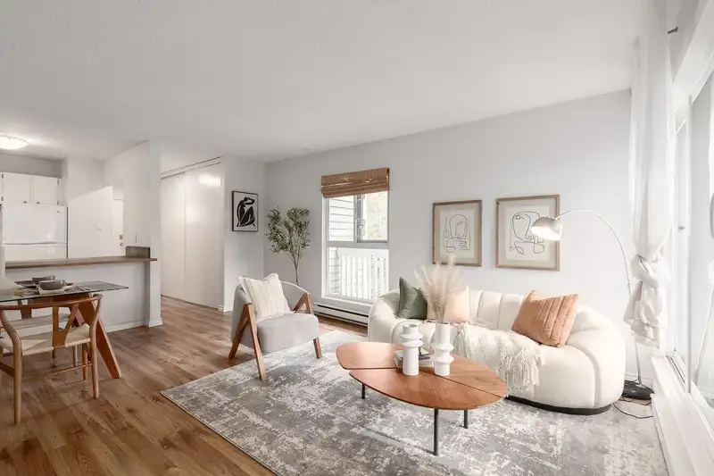 213 1545 E 2ND AVENUE - photo 1 of 17