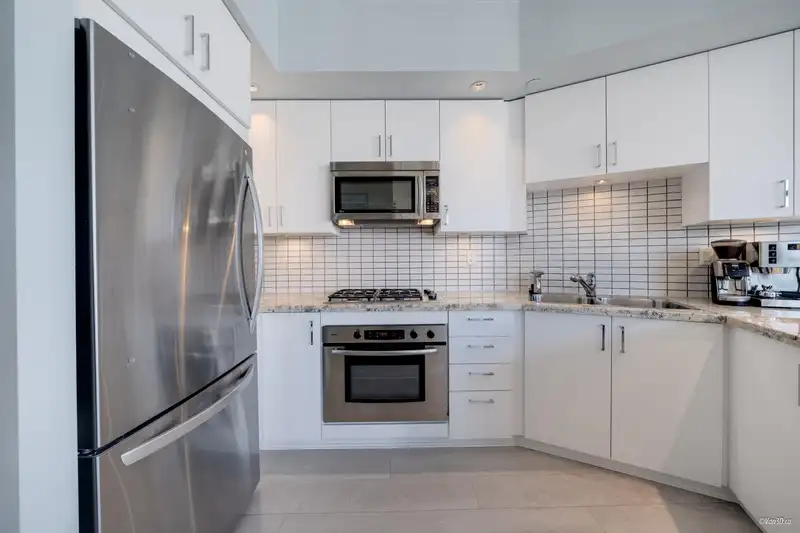 1605 1050 SMITHE STREET - photo 4 of 23